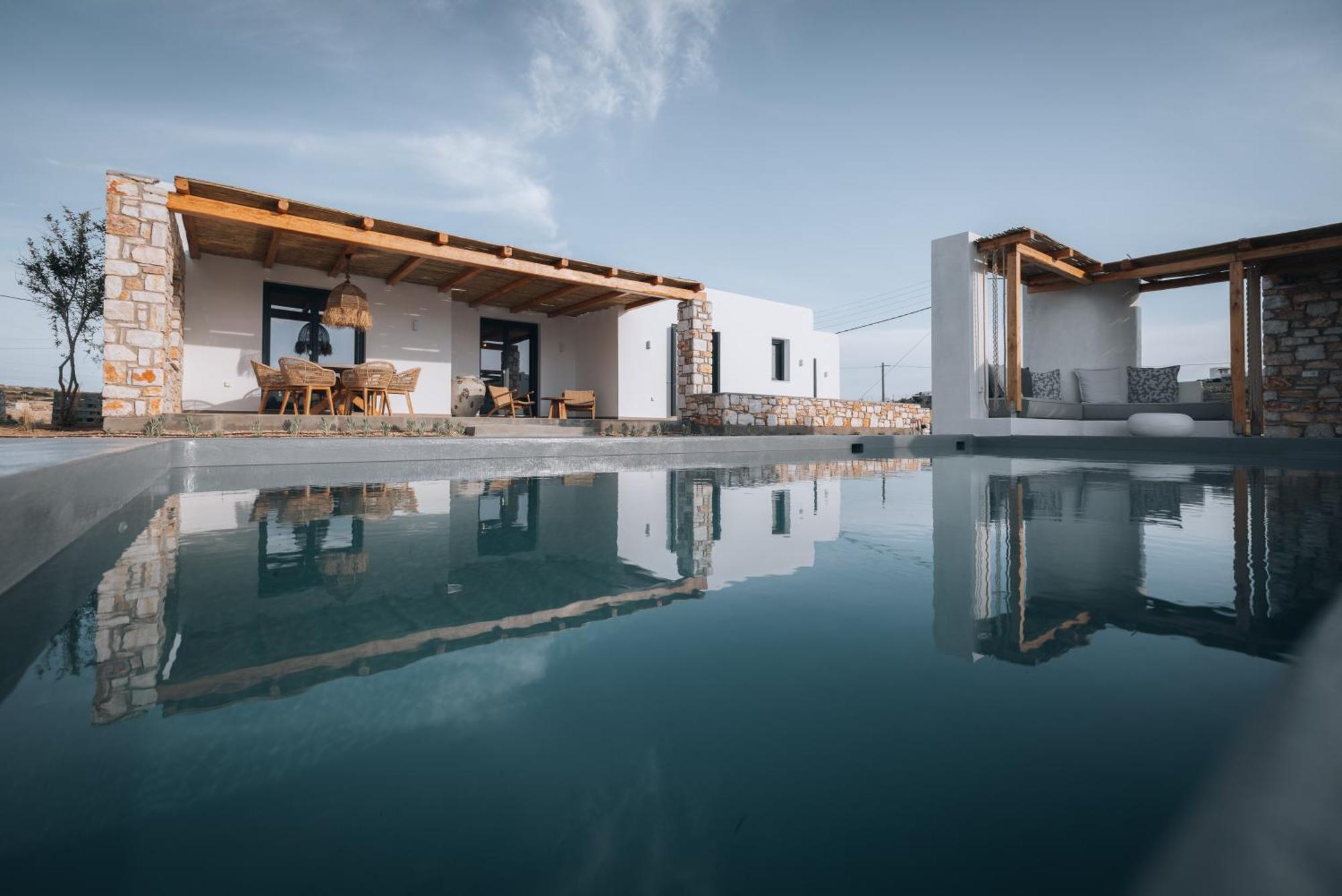 Kosmitis Suites & Villas Náousa Quarto foto