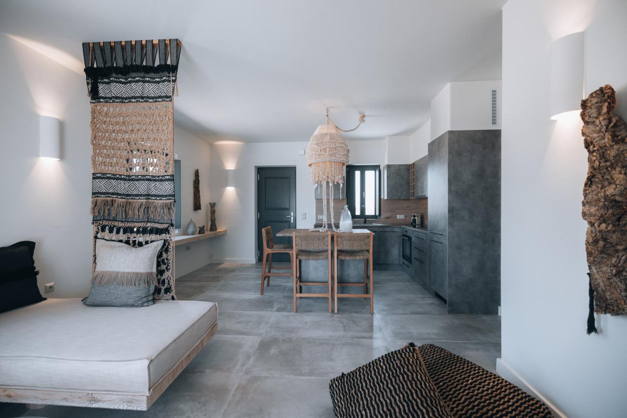 Kosmitis Suites & Villas Náousa Quarto foto