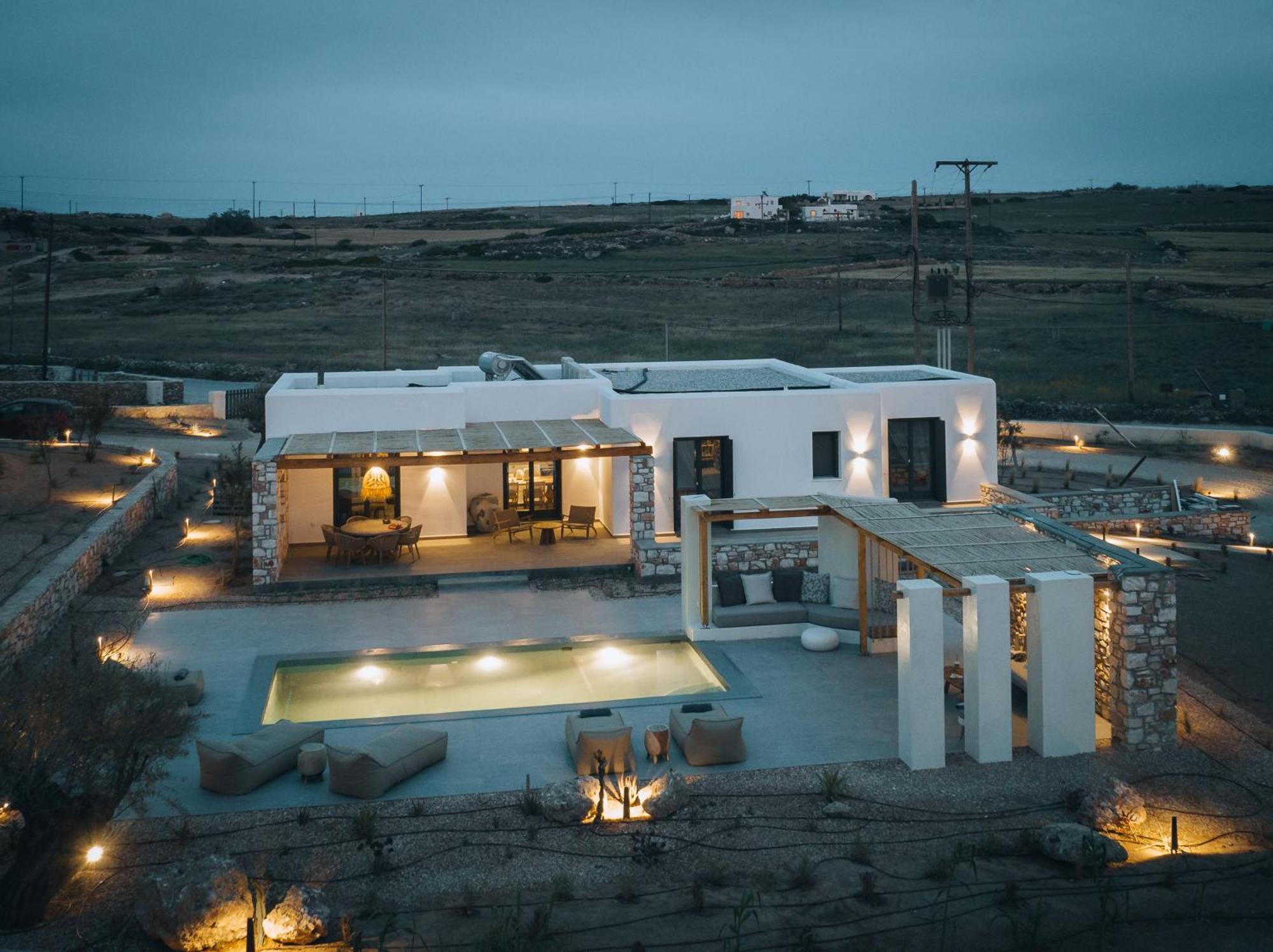 Kosmitis Suites & Villas Náousa Quarto foto